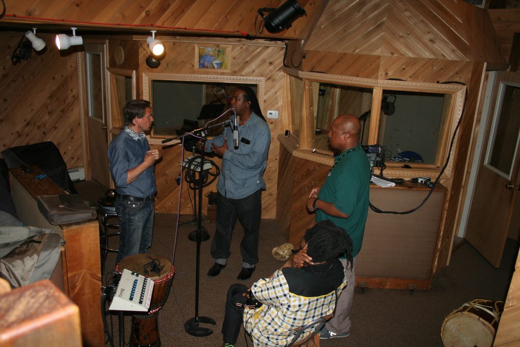 Breizh Colletive 2015: Armel An Heger, James Lovell et Alex Colon au studio Tédesco dans le New-Jersey